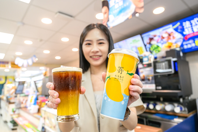 繽芒氣泡美式消暑登場！Let's Café攜手SAKImoto開啟今夏暢涼宇宙 | 華視市場快訊