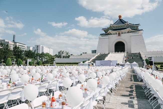 2023 台北國際白色野餐正式亮相 白色燈海點亮國際之光！ | 華視市場快訊
