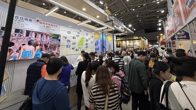颱風過後買氣旺 ITF現人潮 福容攤位百萬刷手閃現 | 華視市場快訊