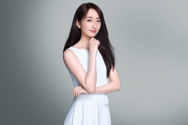 金鐘影后柯佳嬿攜手天地合補葉黃素飲！沽溜晶亮更升級 | 華視市場快訊