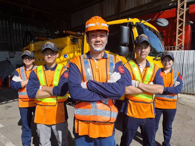 月薪上看4萬6！新北市招募910名儲備清潔隊員 2/5起開始報名 | 華視市場快訊