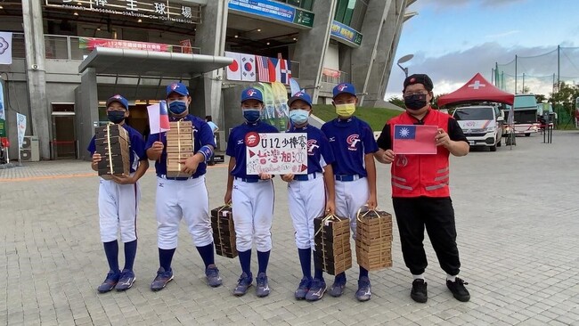 不怕再次惹怒義大利人！  必勝客獻上「有鳳梨的比薩」慶祝U12中華隊擊退義大利 | 華視市場快訊